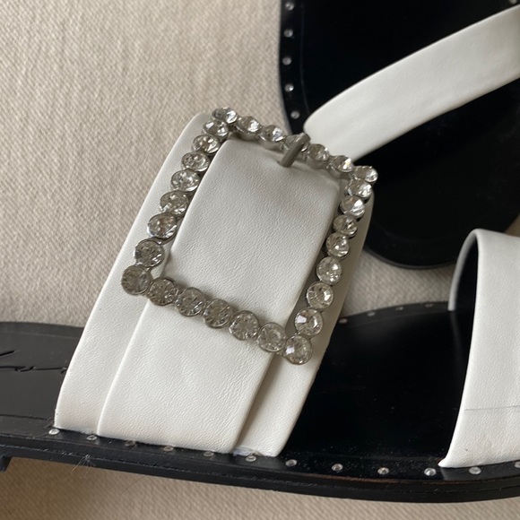 Free People NWT Lola Cruz white jewel Statement flat sandal 🔥🌈 - Picture 7 of 10